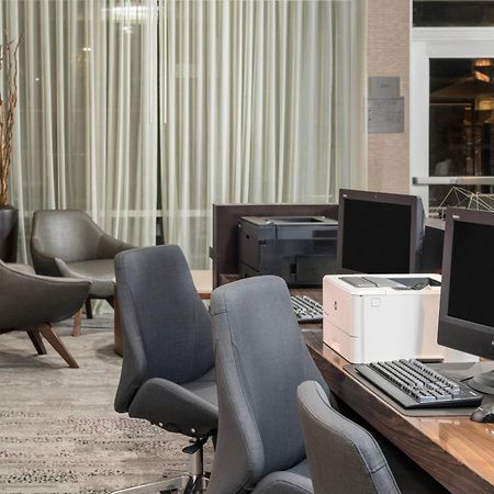 Courtyard By Marriott San Diego Оушънсайд Екстериор снимка