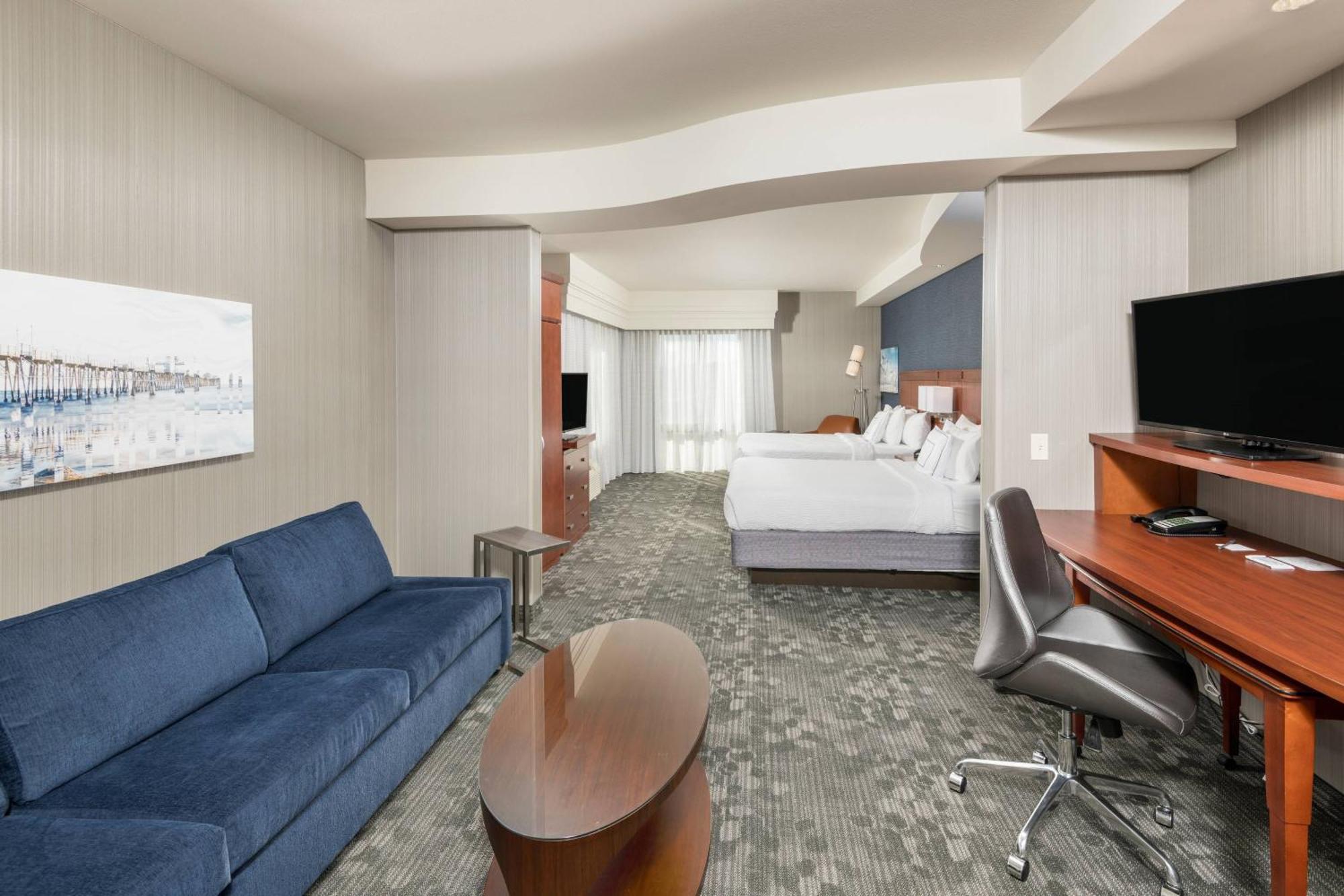 Courtyard By Marriott San Diego Оушънсайд Екстериор снимка