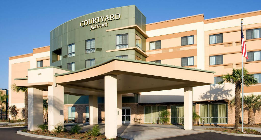 Courtyard By Marriott San Diego Оушънсайд Екстериор снимка